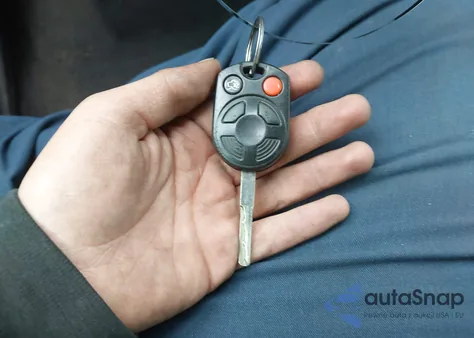 2014 Ford Focus Se z USA, uszkodzony, nr VIN 1FADP3F29EL268953